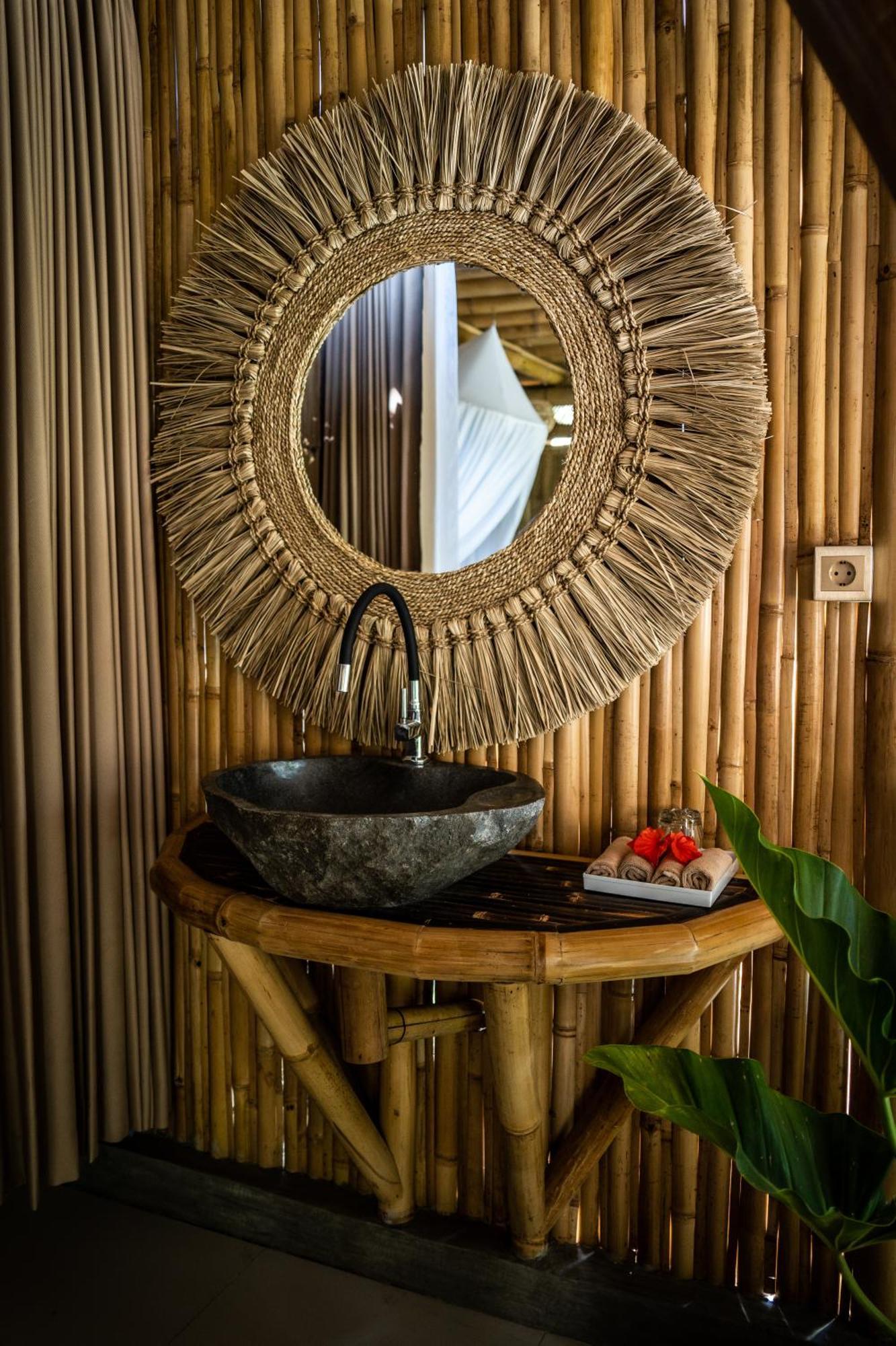 Eco Bamboo Island Bali - Bamboo House #3 Selat